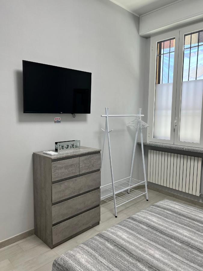 Ca Foscari Harmony Jacuzzi Apartment มิลาน ภายนอก รูปภาพ